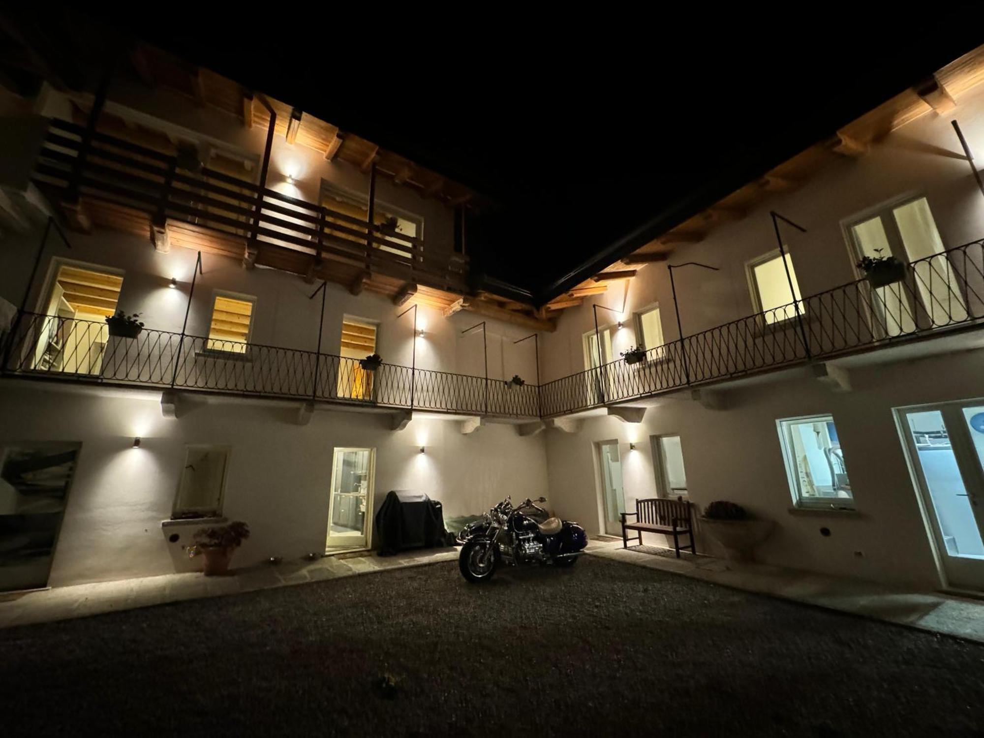 B&B Il Cortile Soriso Εξωτερικό φωτογραφία